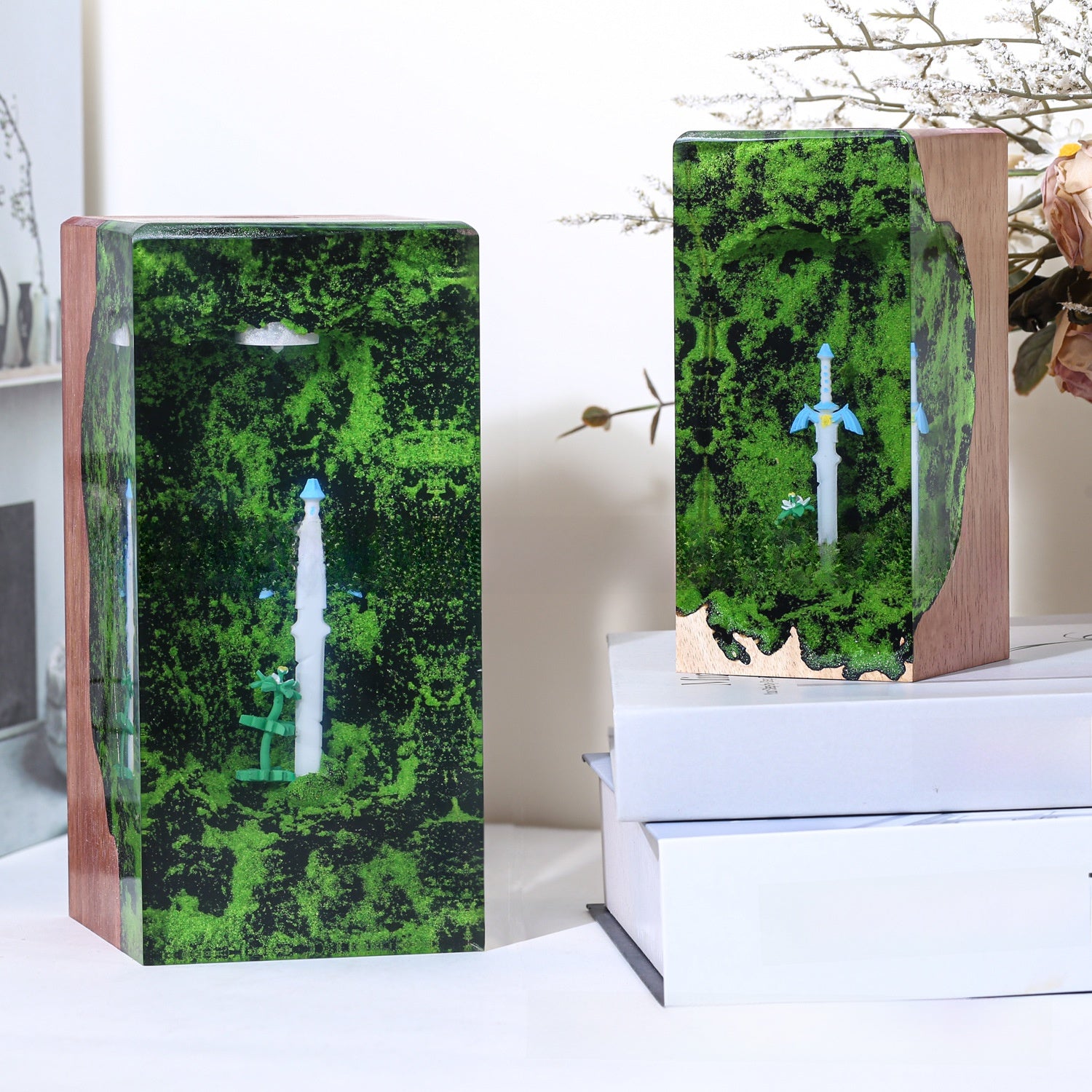 Resin Decoration Lamp with Floral Design